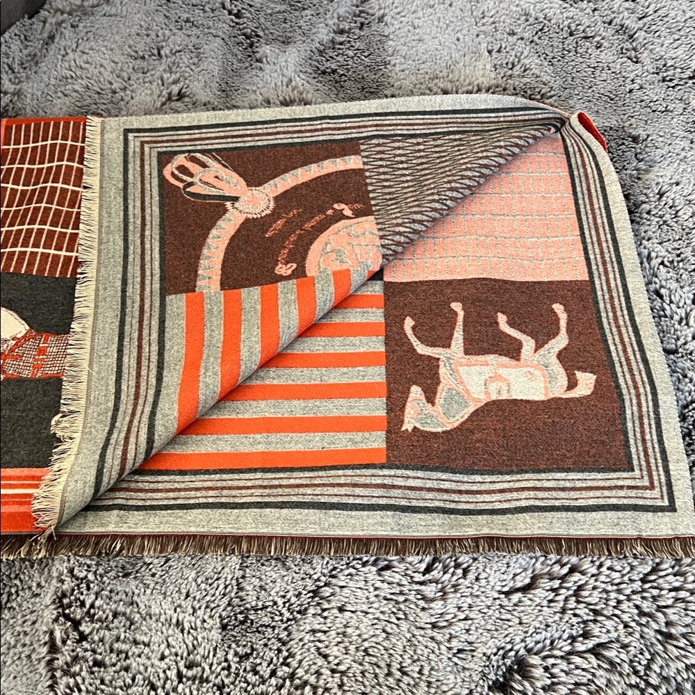 Equestrian Patterned Scarf/Throw - Picture 5 of 7